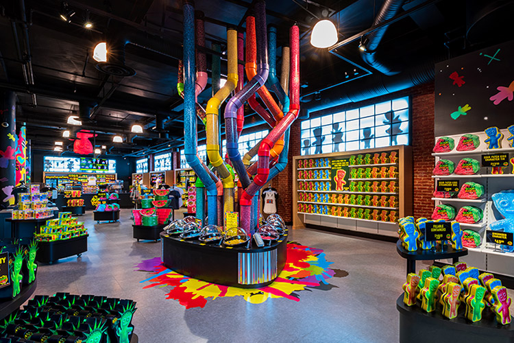 PEOPLE: The First-Ever Sour Patch Kids Store is Now Open in NYC